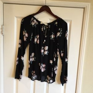 Lovestitch flowery feminine blouse / New With Tags